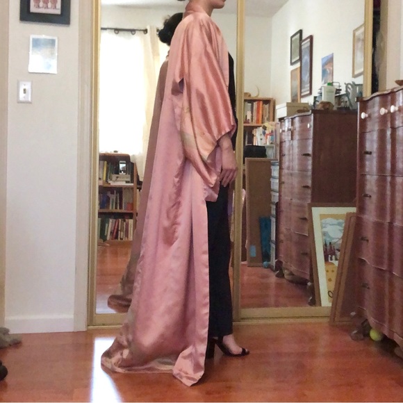 Vintage Pink Floral Japanese Silk Kimono Robe - Picture 12 of 13